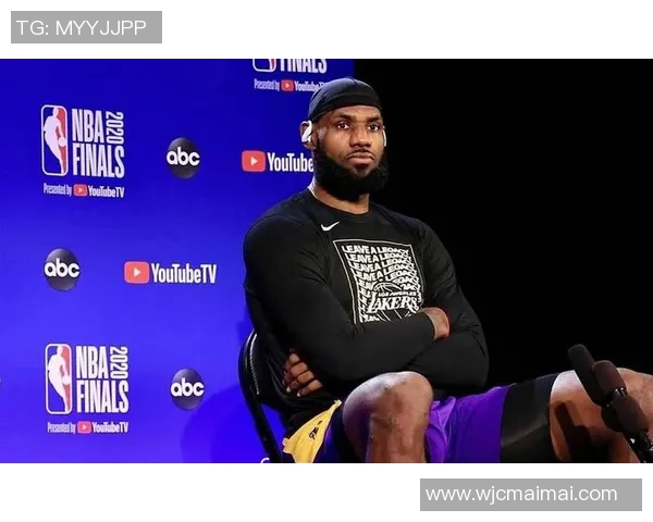 詹姆斯创造历史成NBA首位四万分先生引发全球热议 詹姆斯创造历史成NBA首位四万分先生引发全球热议