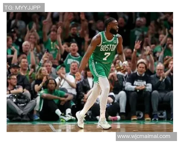 这怎么赢!凯尔特人末节出现10次失误 全场多达28次 这怎么赢!凯尔特人末节出现10次失误 全场多达28次