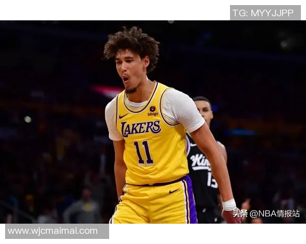 湖人官方海斯右手腕挫伤，本场比赛将不会回归
