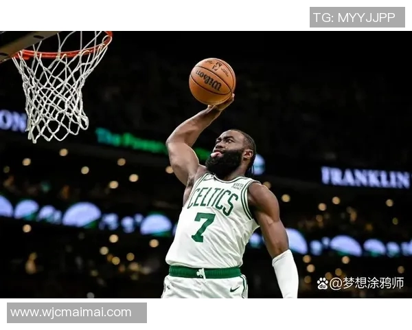 布朗谈带伤出战:我们想赢下比赛 所以在做到之前我都会坚持上场 布朗谈带伤出战:我们想赢下比赛 所以在做到之前我都会坚持上场