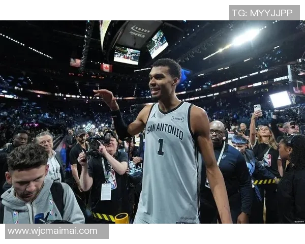 马刺四杀雷霆!NBA最新消息文班暴露三个致命问题，难走远